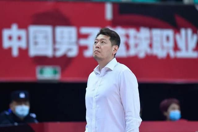 最终，灰熊轻取马刺结束3连败。